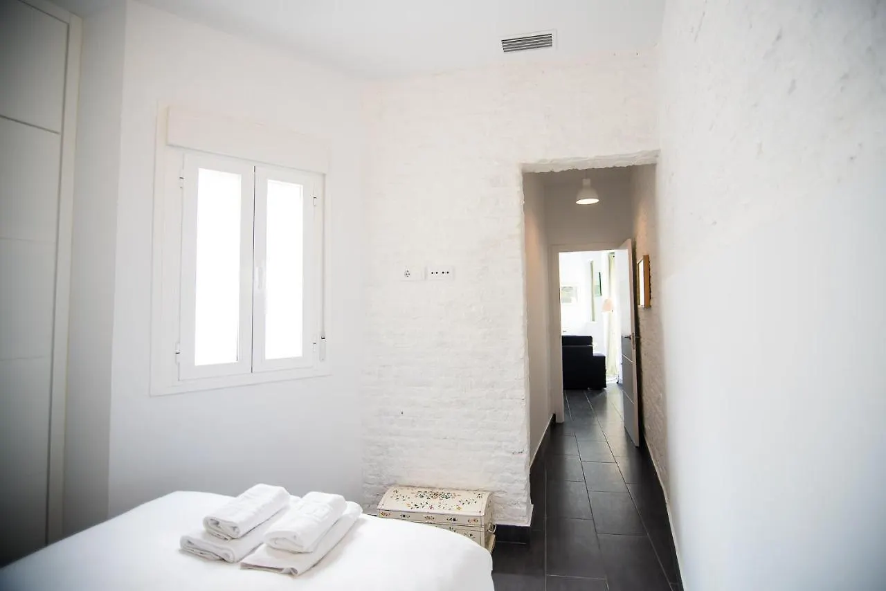 Tourist House San Luis Apartment Seville 0*,