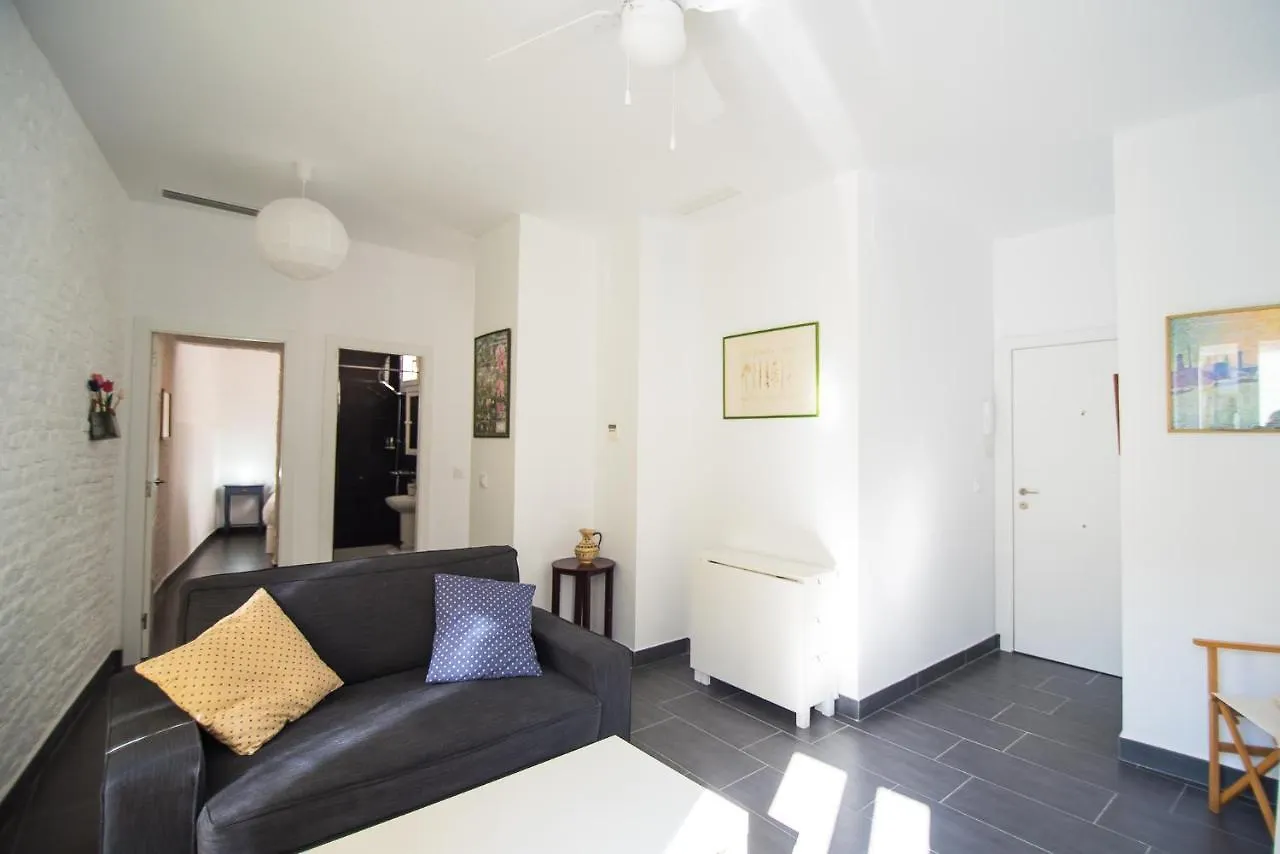 Tourist House San Luis Apartment Seville Spain